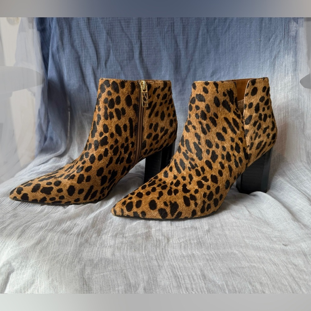 Franco Sarto Booties - EUC - Size 8/38 - Picture 4 of 7